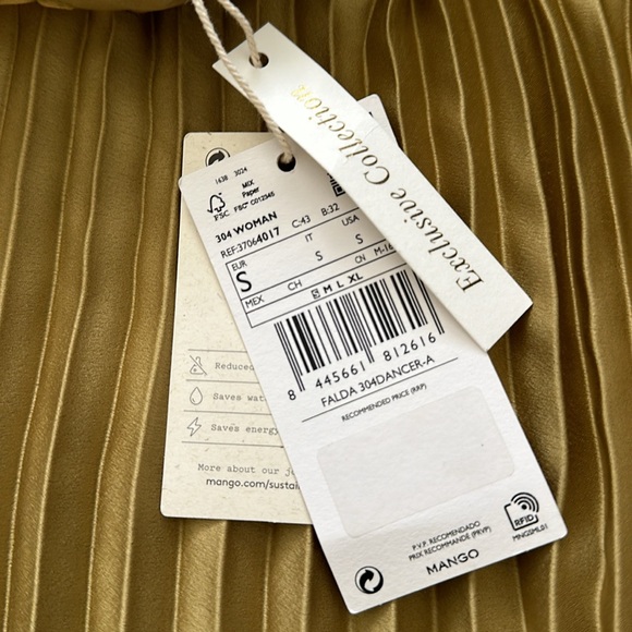 SATIN PLEATED SKIRT - Picture 11 of 11